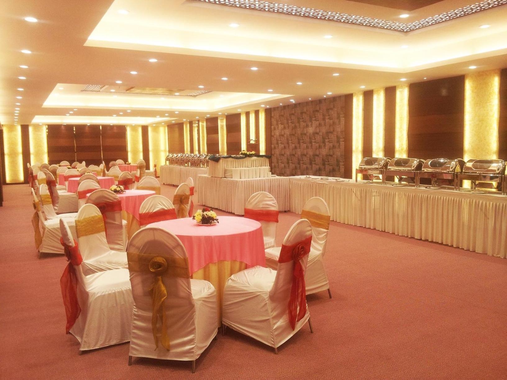 The Byke Suraj Plaza Pure Veg, Thane Hotel Exterior photo